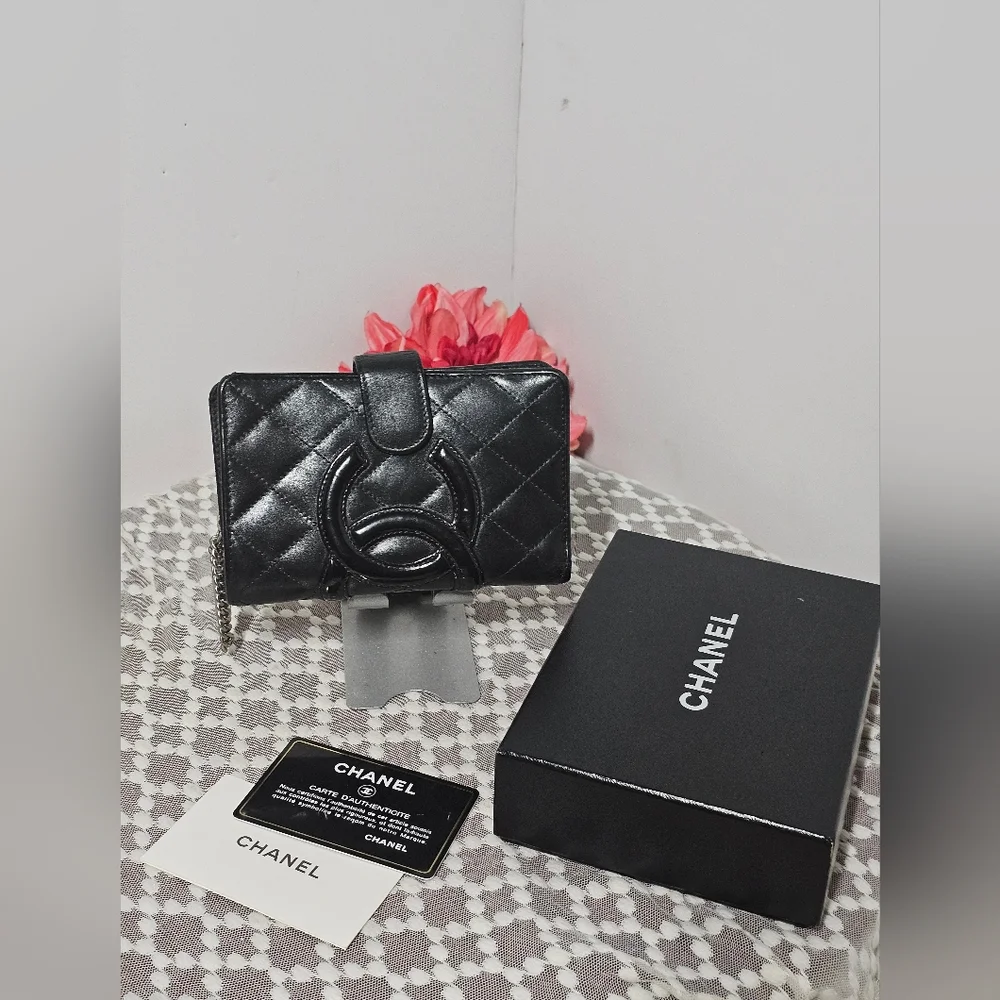 Authentic Chanel Bifold Cambon line wallet with Box/ Card - Picture 4 of 17